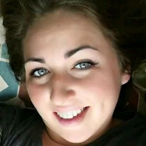 Meet your Posher, Breanna